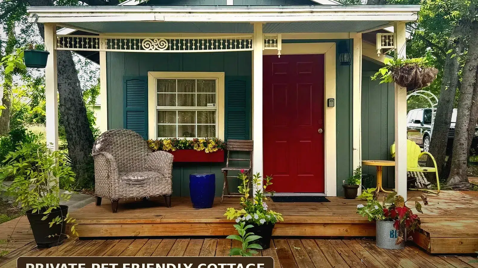 Pet-friendly cottage at Four Winds Bonham TX